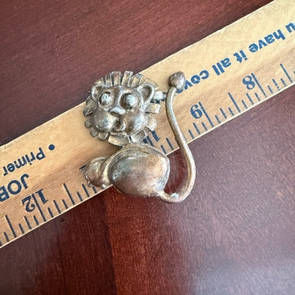 Vintage Lion Brooch